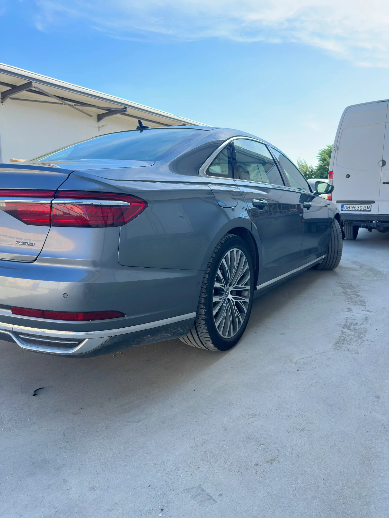 Audi A8, снимка 7 - Автомобили и джипове - 54743130
