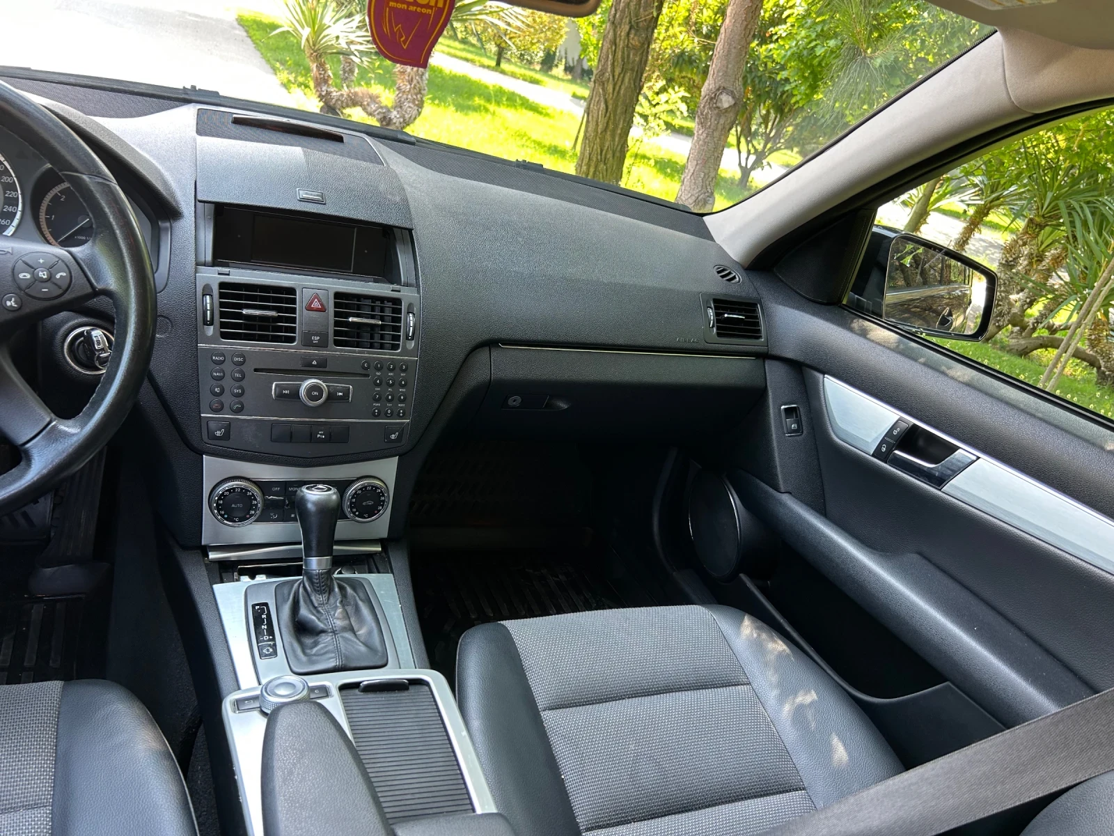 Mercedes-Benz C 220 CDI BLUE EFFICIENCY ТОП, снимка 10 - Автомобили и джипове - 55025091