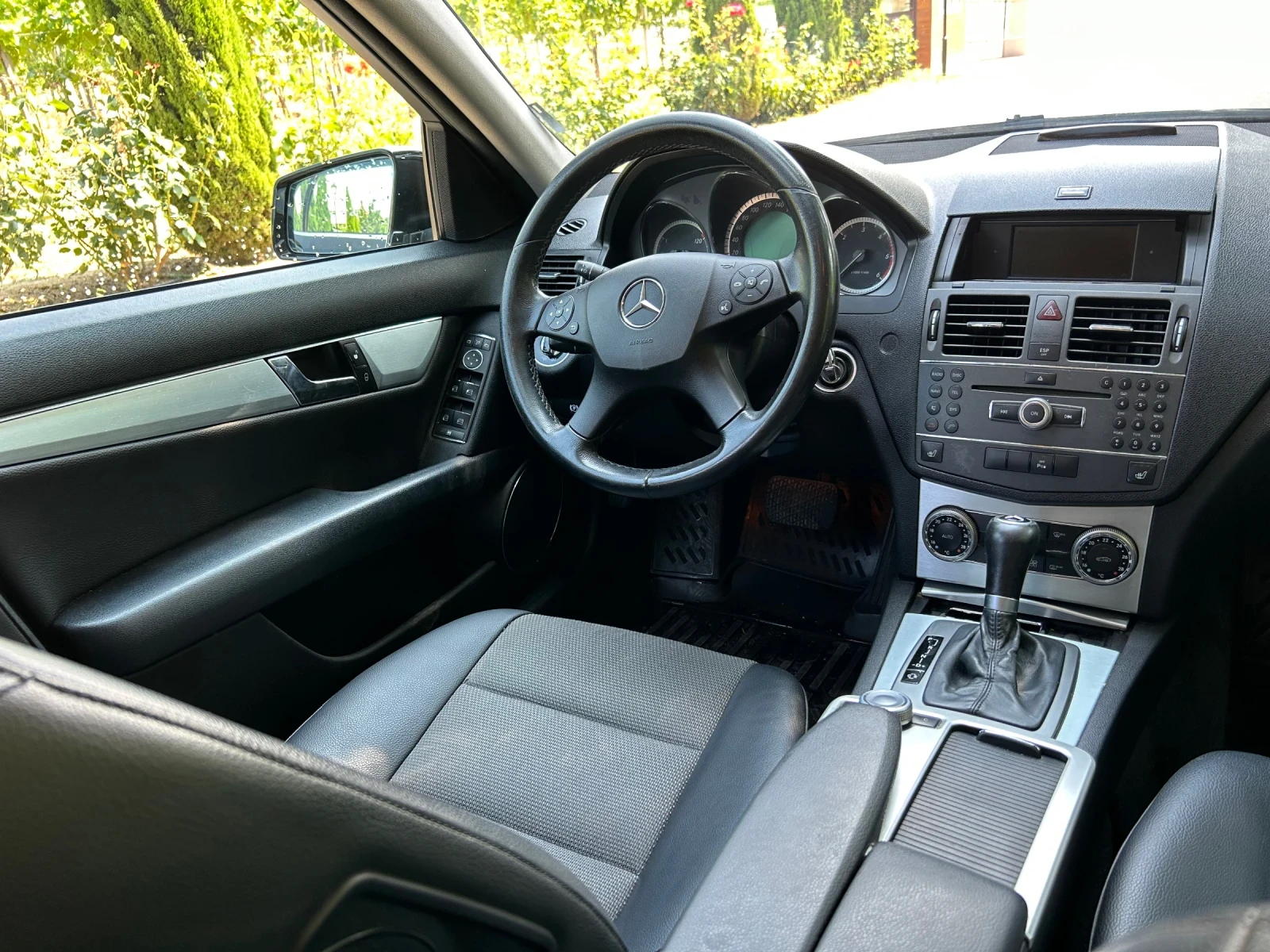 Mercedes-Benz C 220 CDI BLUE EFFICIENCY ТОП, снимка 9 - Автомобили и джипове - 55025091