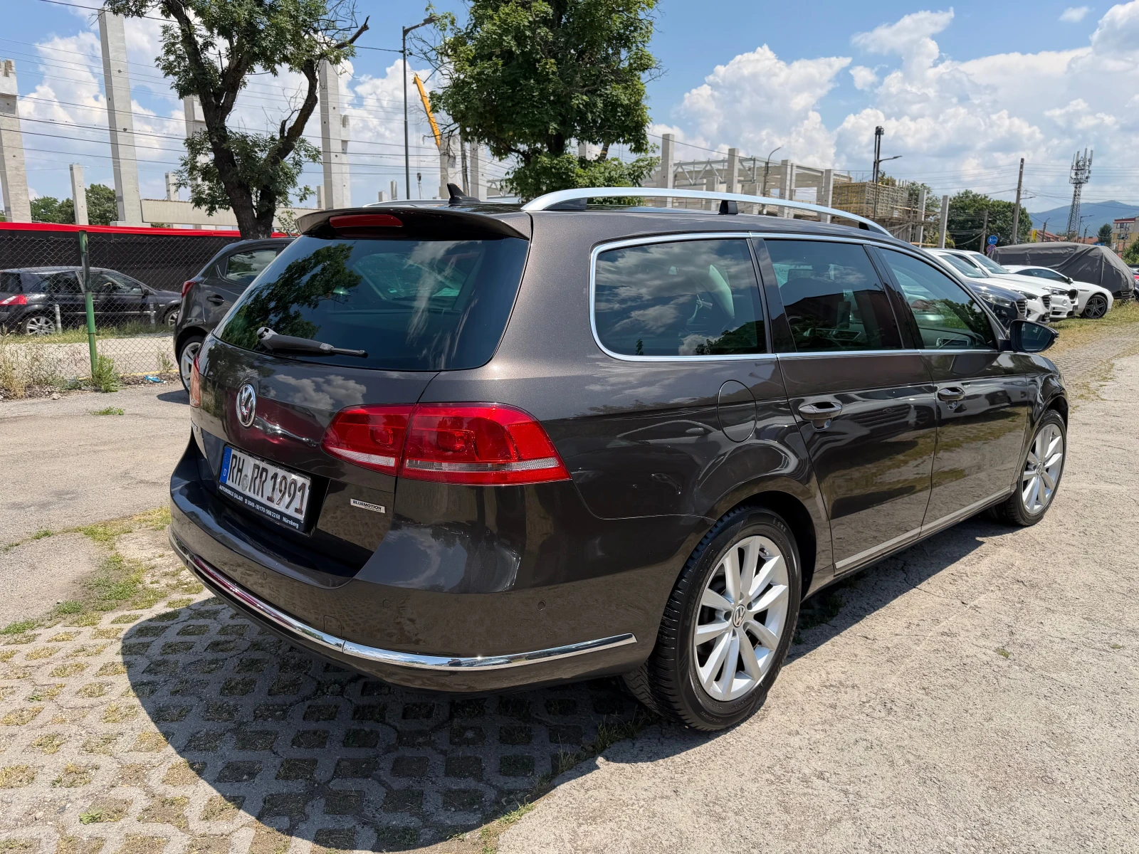 VW Passat 2.0 TDI -  SPORT, снимка 2 - Автомобили и джипове - 55050792
