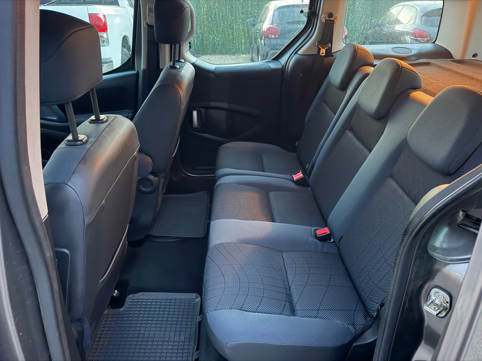 Peugeot Partner 1.6HDI/116HP/����������/ | Mobile.bg � ����������� 9