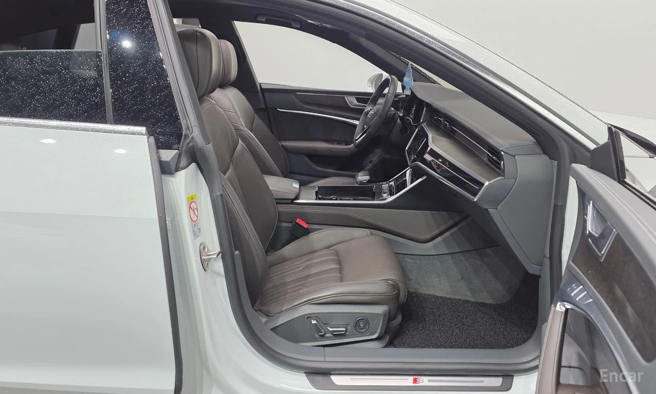 Audi A7 55TFSI* MATRIX* S* LINE* ОБДУХВАНЕ* ДИСТРОНИК* , снимка 14 - Автомобили и джипове - 55339673