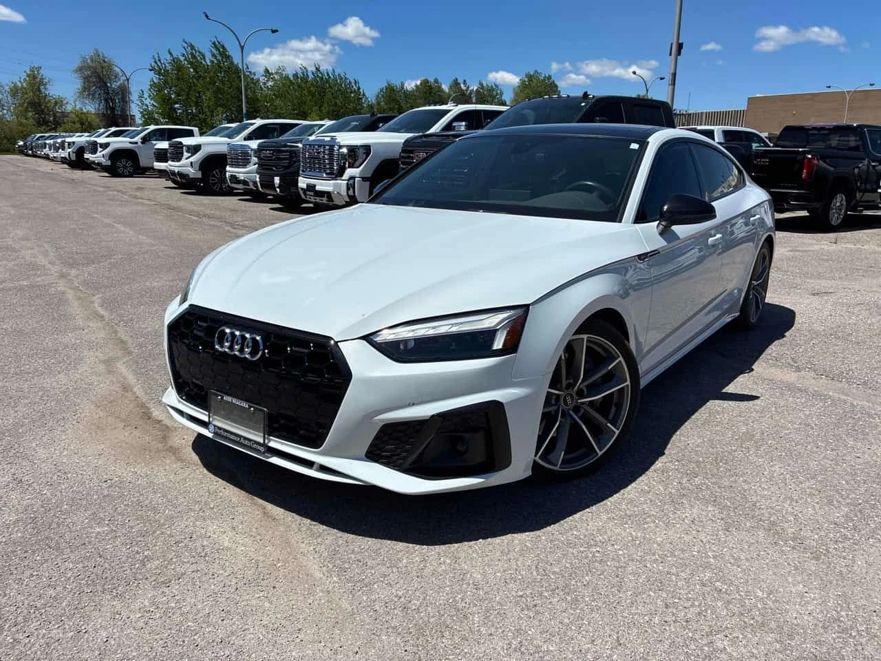 Audi A5 * Progressiv * CARFAX * ОПЦИЯ ЗА ФИНАНСИРАНЕ , снимка 16 - Автомобили и джипове - 55438304