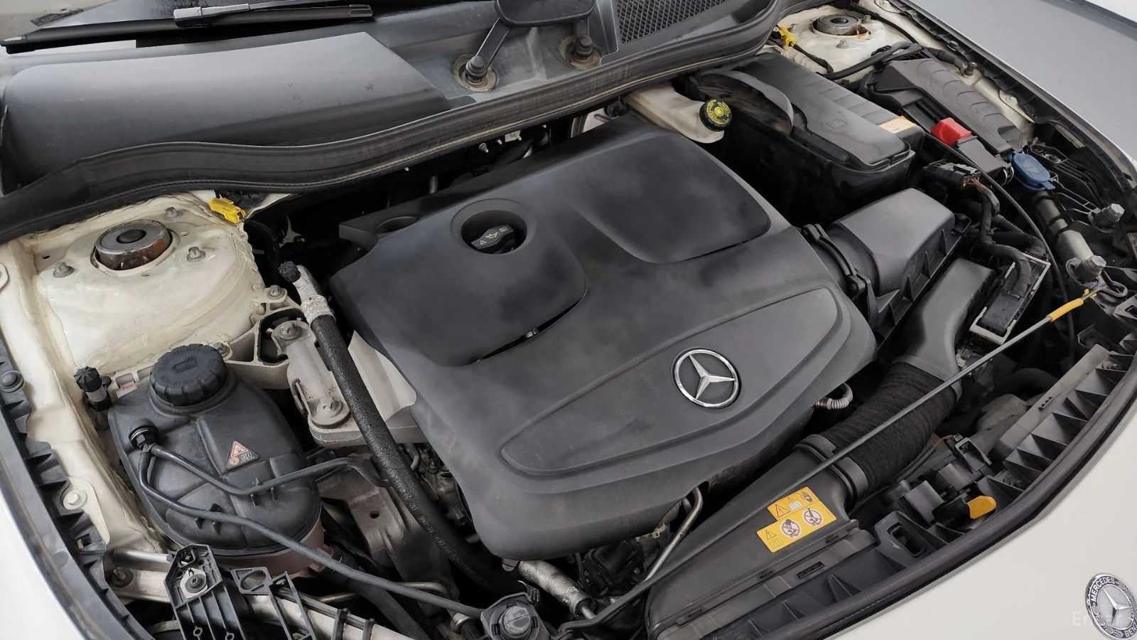Mercedes-Benz CLA 250 AMG* 4MATIC* КОЖА* ПОДГРЕВ* ПАНОРАМА* КАМЕРА* , снимка 6 - Автомобили и джипове - 55449838