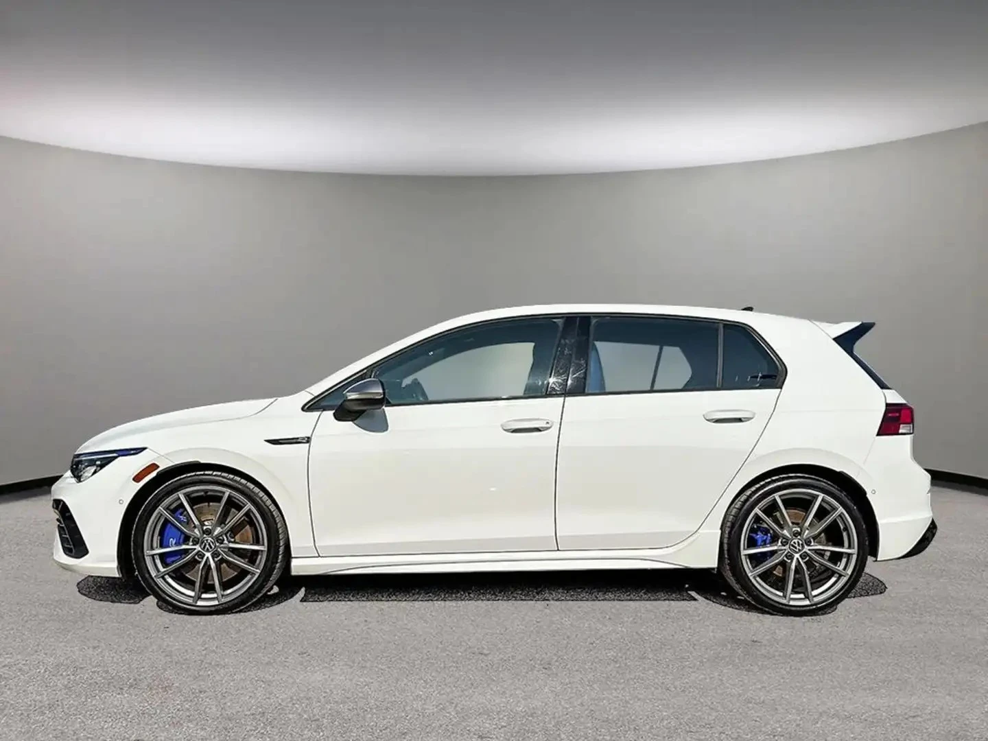 VW Golf R DSG ЦЕНА ДО БЪЛГАРИЯ АВТОКРЕДИТ, снимка 3 - Автомобили и джипове - 55465000