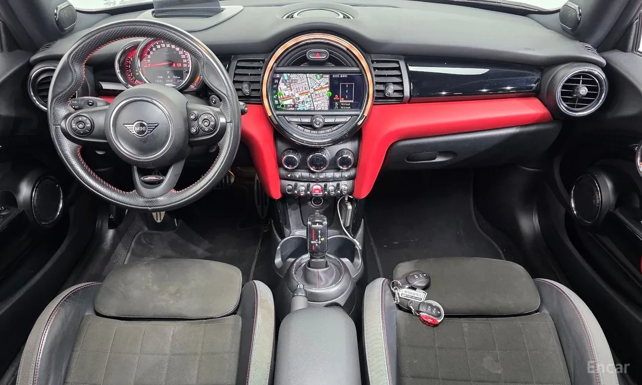 Mini Cooper s JCW* CARPLAY* СЕРВИЗНА ИСТОРИЯ, снимка 9 - Автомобили и джипове - 55628357