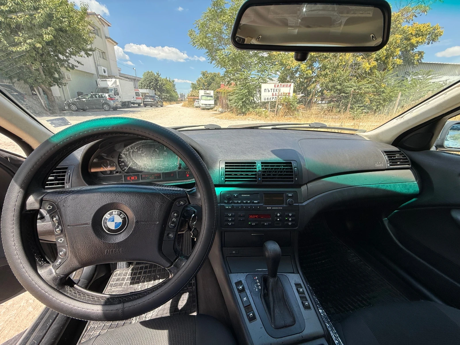 BMW 320 Face lift, снимка 9 - Автомобили и джипове - 55674636