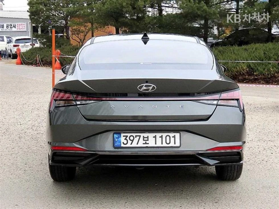 Hyundai Elantra INSPIRATION FULL ������ | Mobile.bg � ����������� 4