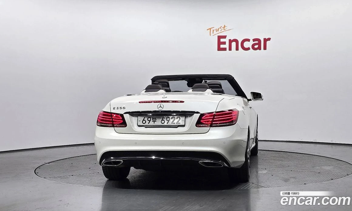 Mercedes-Benz E 200 Cabriolet, снимка 4 - Автомобили и джипове - 55794787