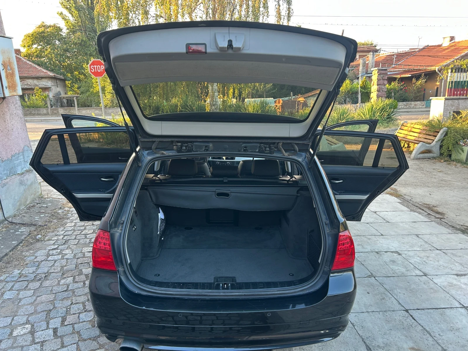 BMW 320, снимка 6 - Автомобили и джипове - 55808601