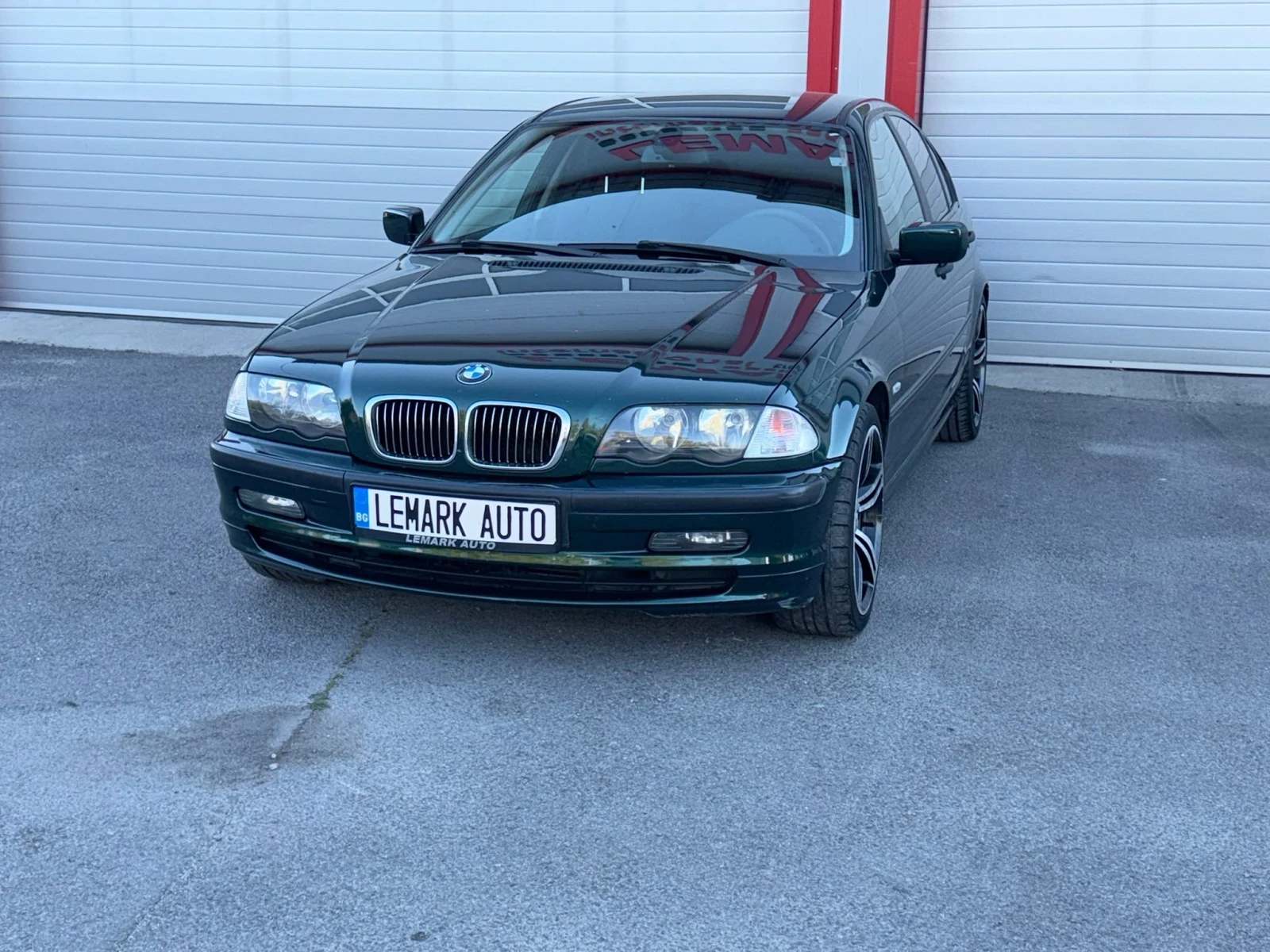 BMW 320 D AUTOMATIK KLIMATRONIK ЛИЗИНГ!!!, снимка 2 - Автомобили и джипове - 56105817