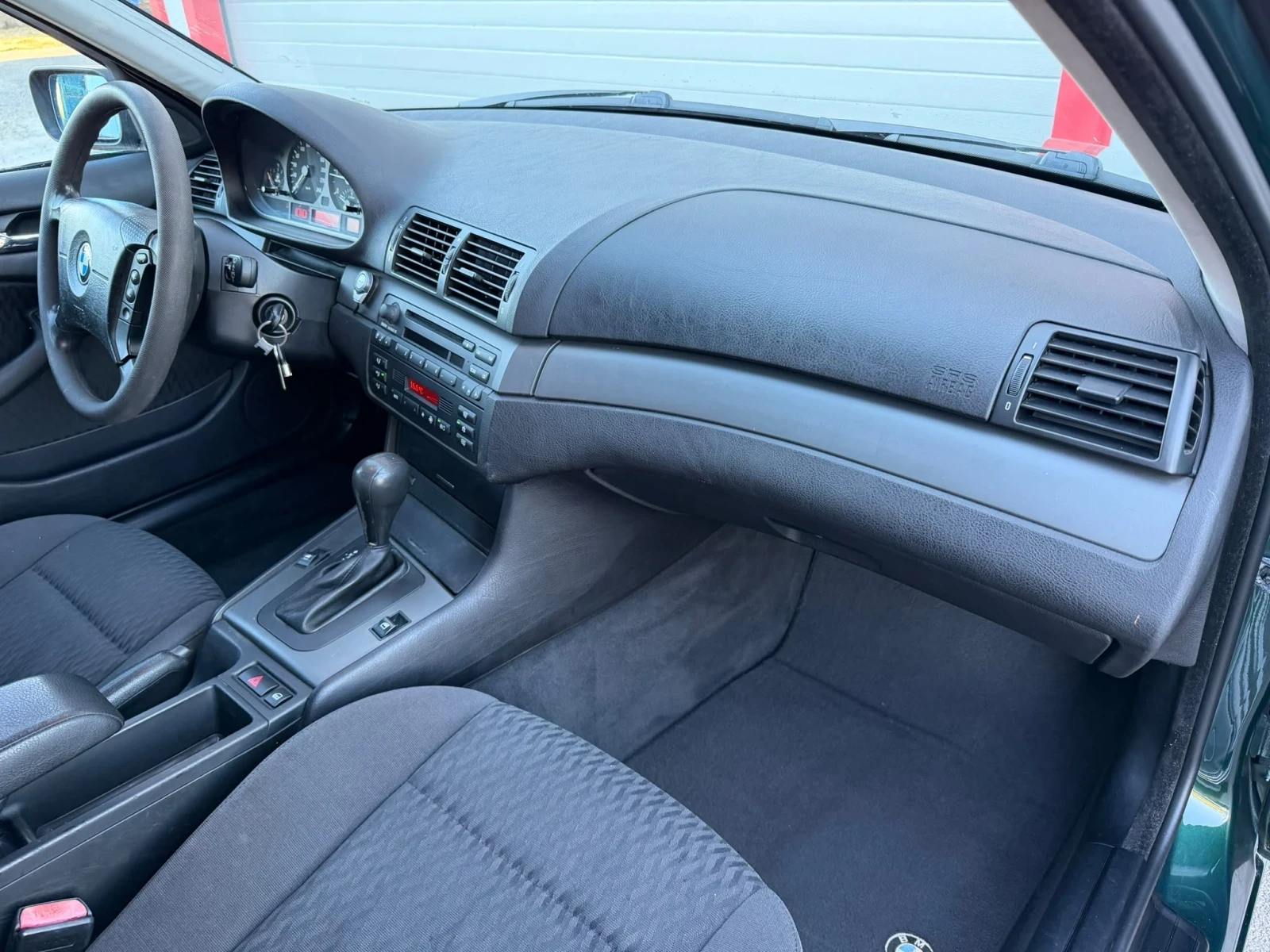 BMW 320 D AUTOMATIK KLIMATRONIK ЛИЗИНГ!!!, снимка 15 - Автомобили и джипове - 56105817