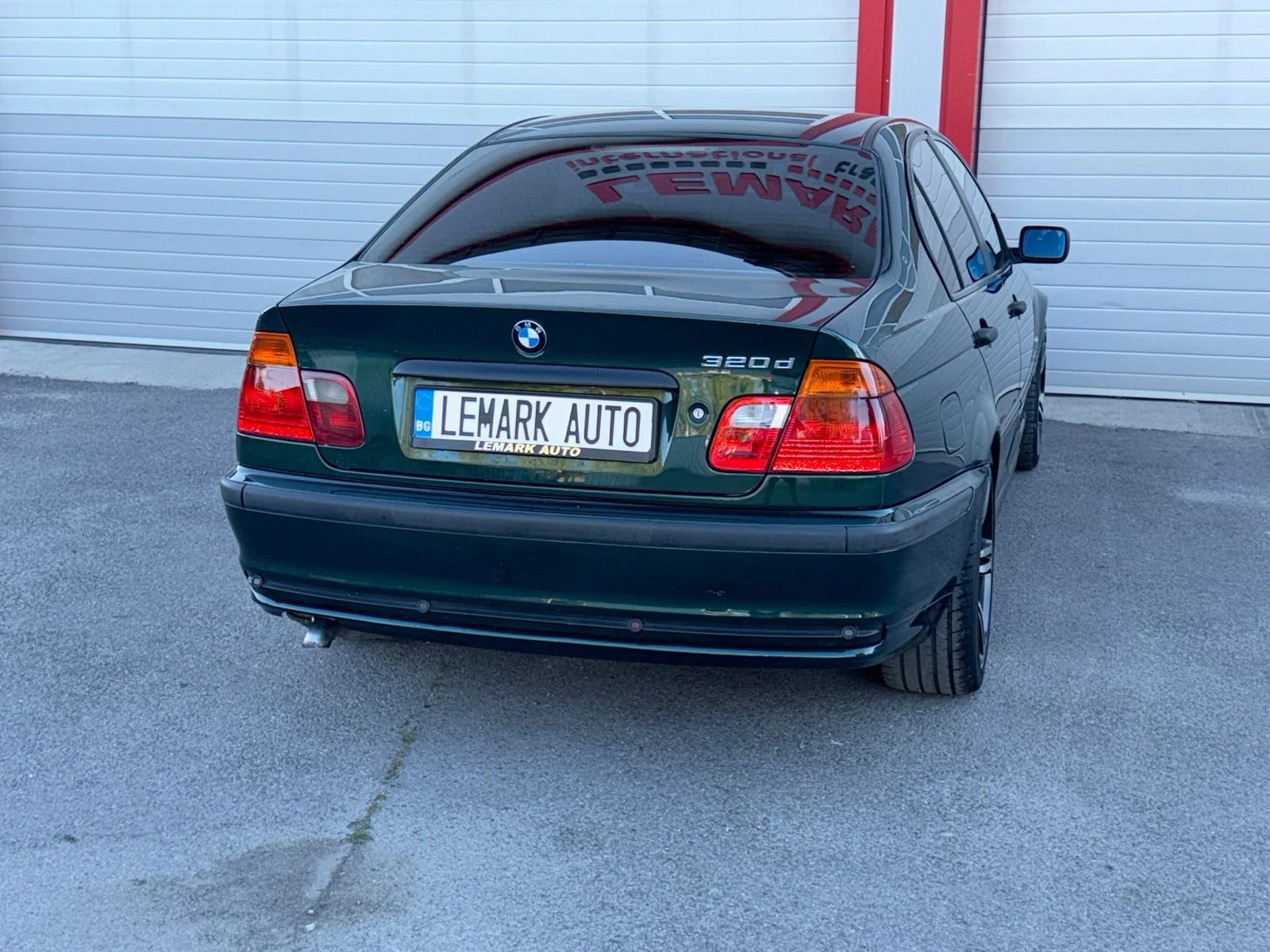 BMW 320 D AUTOMATIK KLIMATRONIK ЛИЗИНГ!!!, снимка 8 - Автомобили и джипове - 56105817