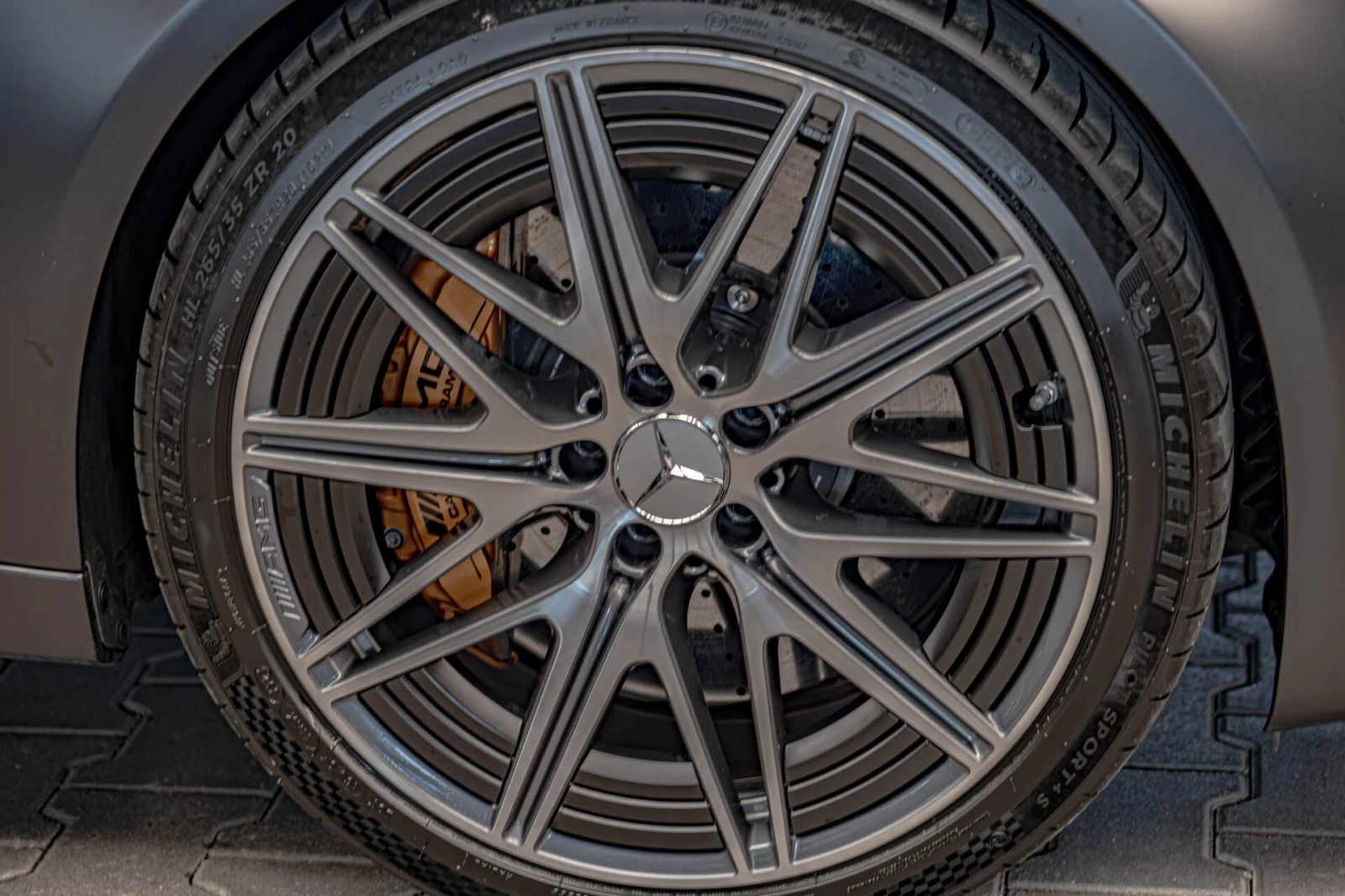Mercedes-Benz C 63 AMG S E-Perf/Камера 360/Burmester/HuD/Керамика/4Matic+, снимка 3 - Автомобили и джипове - 56133966