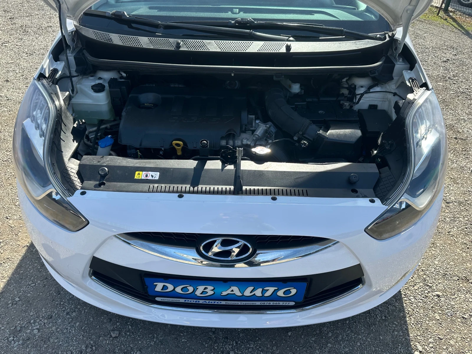 Hyundai Ix20 1.6CRDI-116к.с-НАВИ-МУЛТИ-КЛИМАТРОНИК, снимка 16 - Автомобили и джипове - 56334905