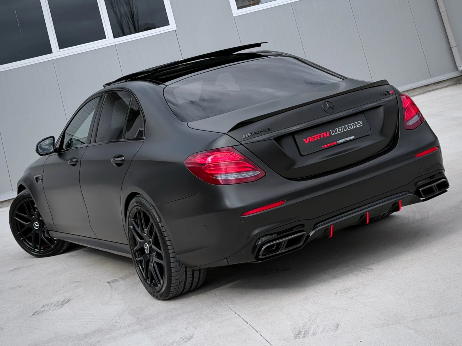 Mercedes-Benz E 63 AMG S / PANO / CARBON / BURMASTER / 9G | Mobile.bg � ����������� 5