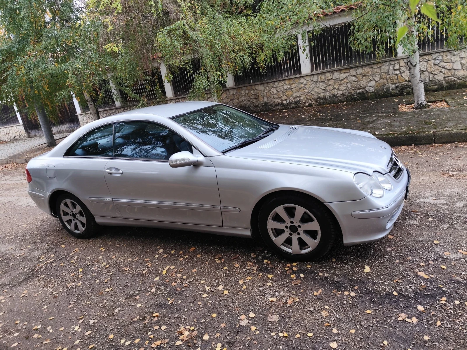 Mercedes-Benz CLK, снимка 2 - Автомобили и джипове - 56616233