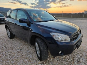 Toyota Rav4 2.0i 4x4 Navi Климатроник Парктроник HandsFree, снимка 3