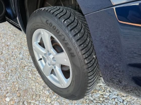 Toyota Rav4 2.0i 4x4 Navi Климатроник Парктроник HandsFree, снимка 16