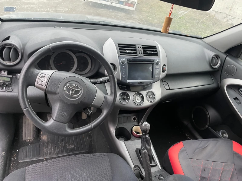 Toyota Rav4 2.2d, снимка 5 - Автомобили и джипове - 48077405