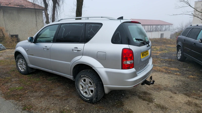 SsangYong Rexton, снимка 5 - Автомобили и джипове - 48258562