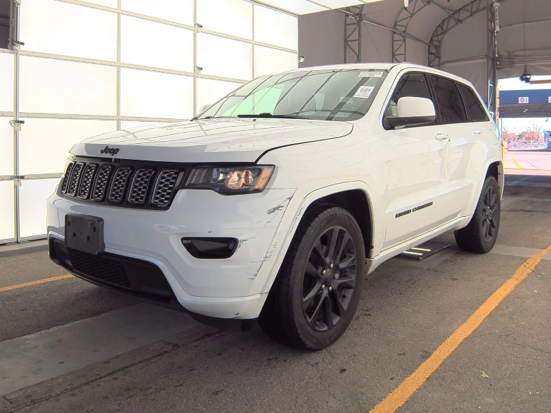 Jeep Grand cherokee Altitude Edition Цена 25700лв до София, снимка 1 - Автомобили и джипове - 49295654