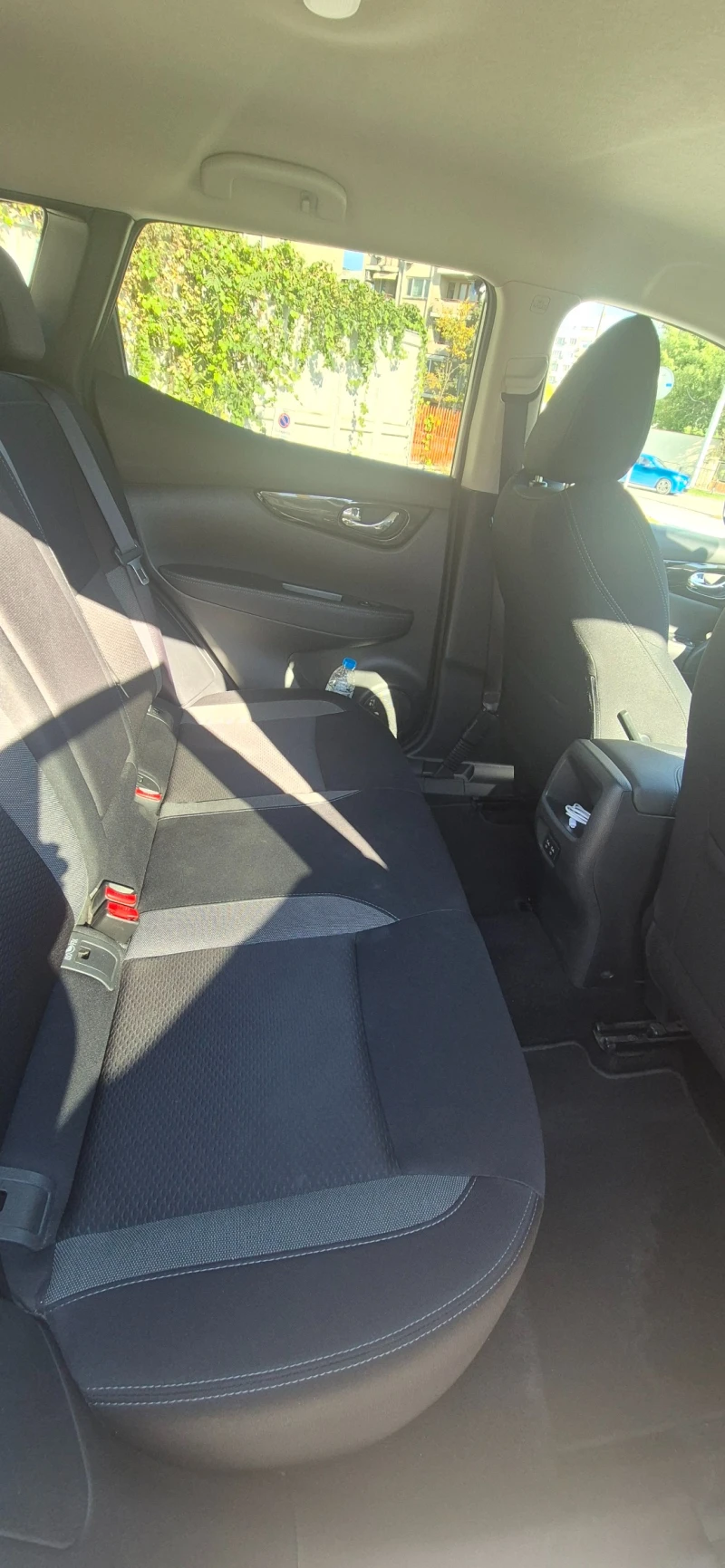 Nissan Qashqai, снимка 5 - Автомобили и джипове - 52356629