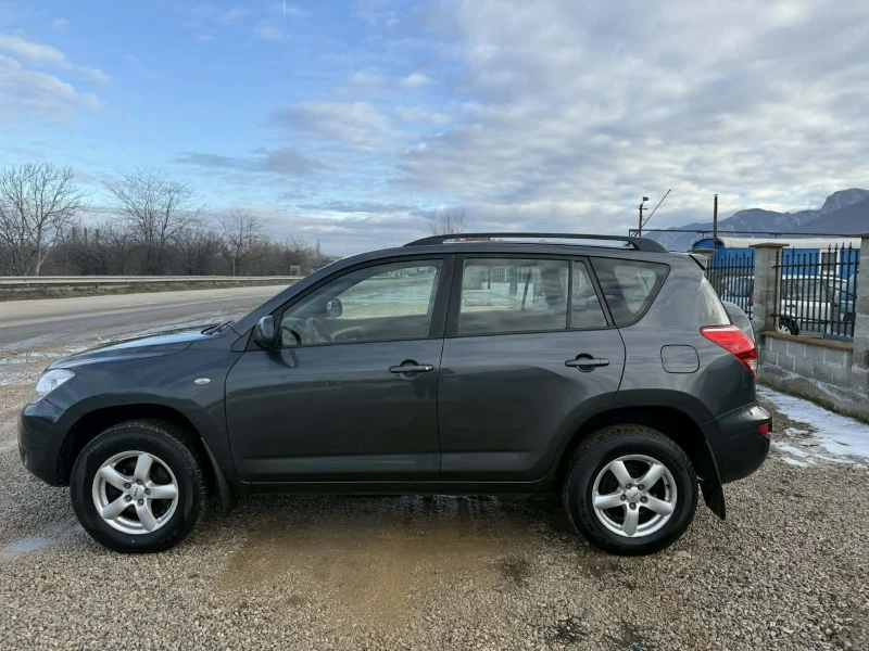 Toyota Rav4 2.0i 4x4, снимка 8 - Автомобили и джипове - 53120376