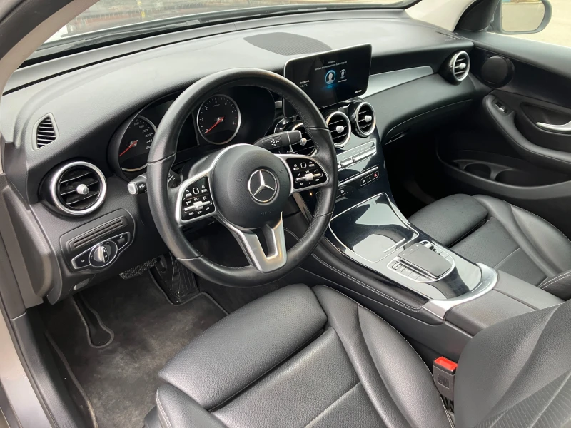 Mercedes-Benz GLC 300 d AMG, снимка 13 - Автомобили и джипове - 53235382