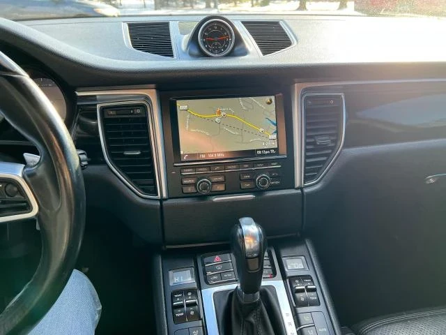 Porsche Macan 7PDK* Камера* Подгрев* Bose* Ambient* , снимка 8 - Автомобили и джипове - 49116208