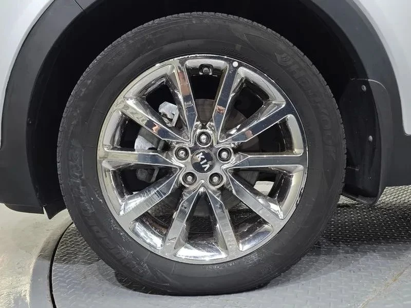 Kia Sorento, снимка 5 - Автомобили и джипове - 56690364