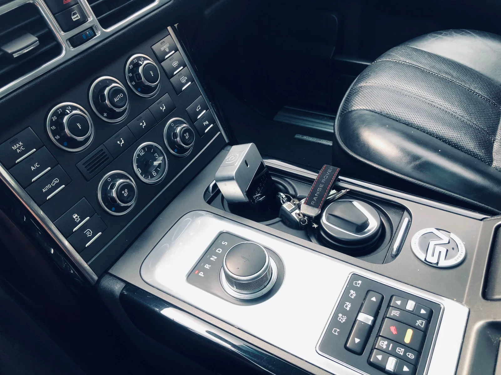 Land Rover Range rover 4.4V8 tdi, face, нов мотор, гаранция - изображение 10