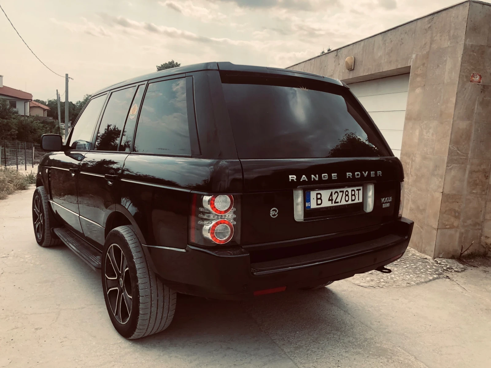 Land Rover Range rover 4.4V8 tdi, face, нов мотор, гаранция - изображение 5