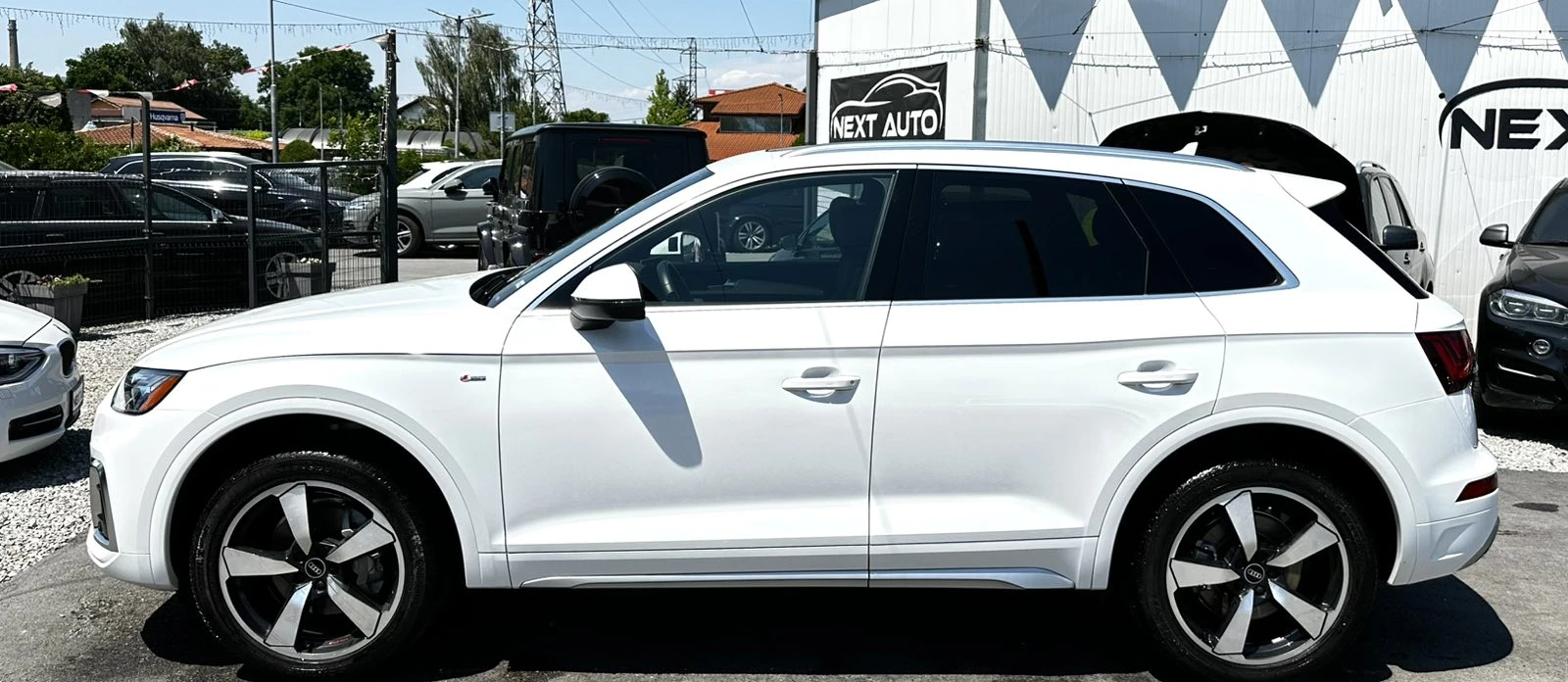 Audi Q5 QUATTRO 45TFSI 265HP PANO S LINE - изображение 8