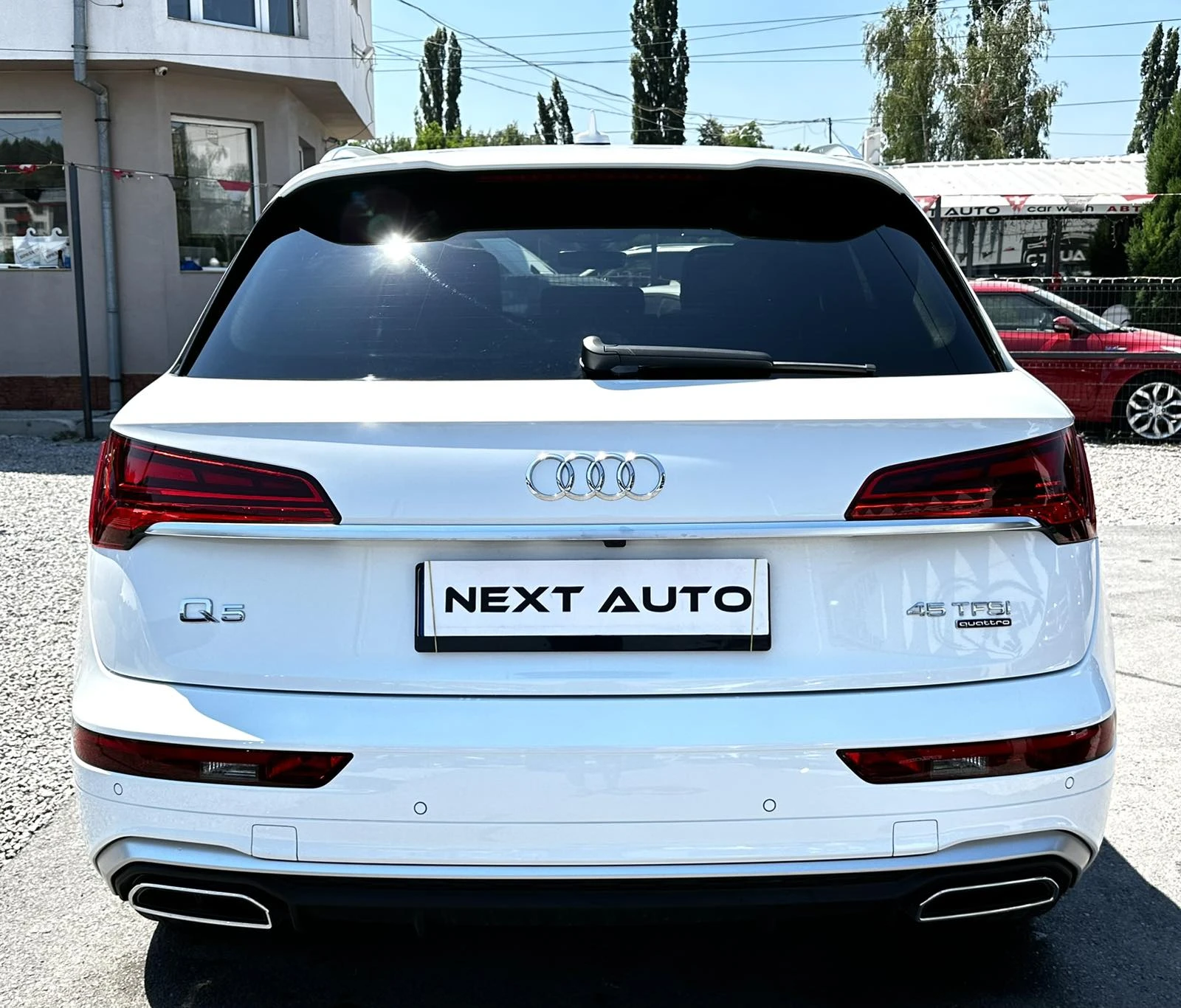 Audi Q5 QUATTRO 45TFSI 265HP PANO S LINE - изображение 6