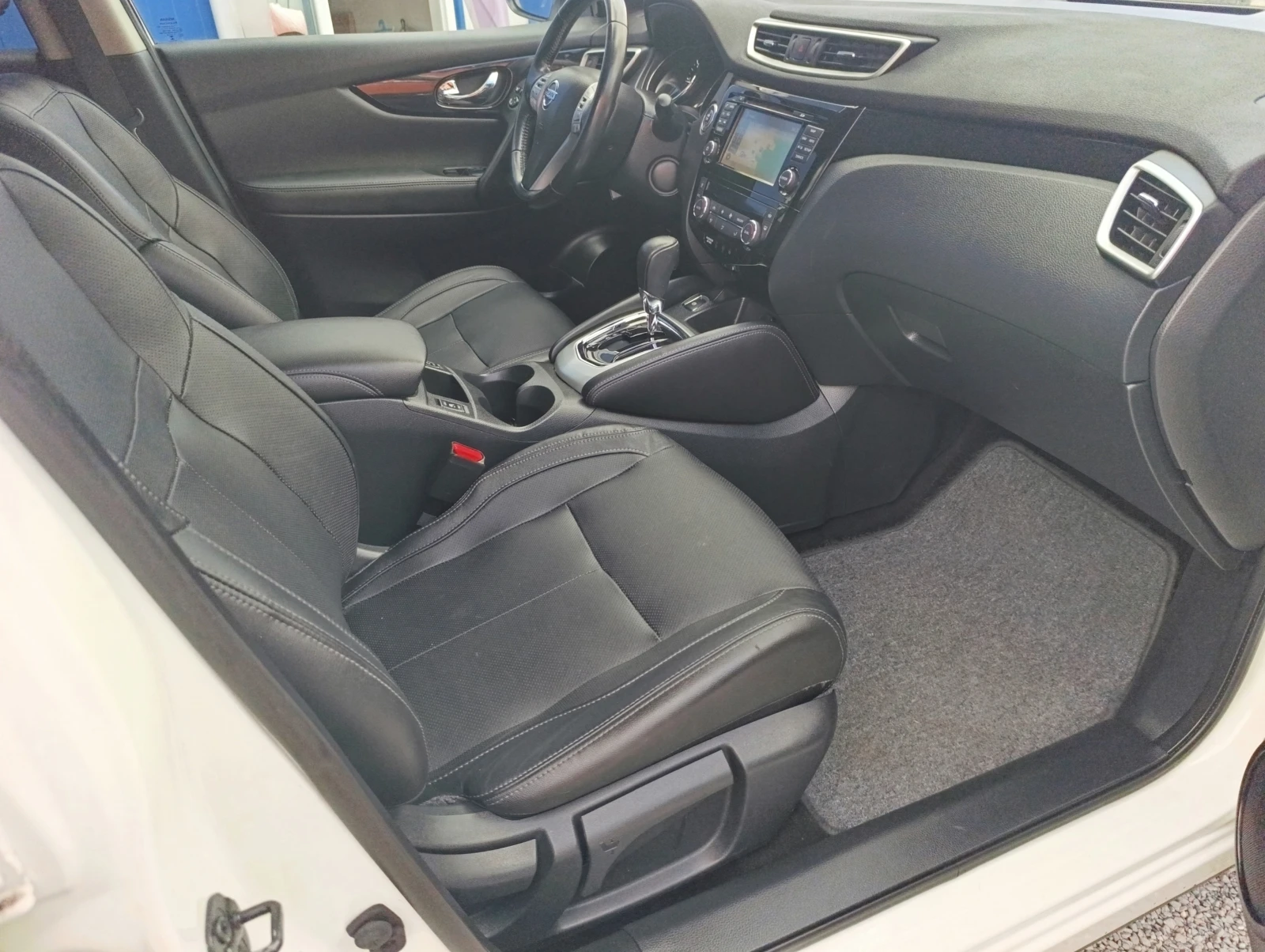 Nissan Qashqai 1.6D ШВЕЙЦАРИЯ - изображение 9