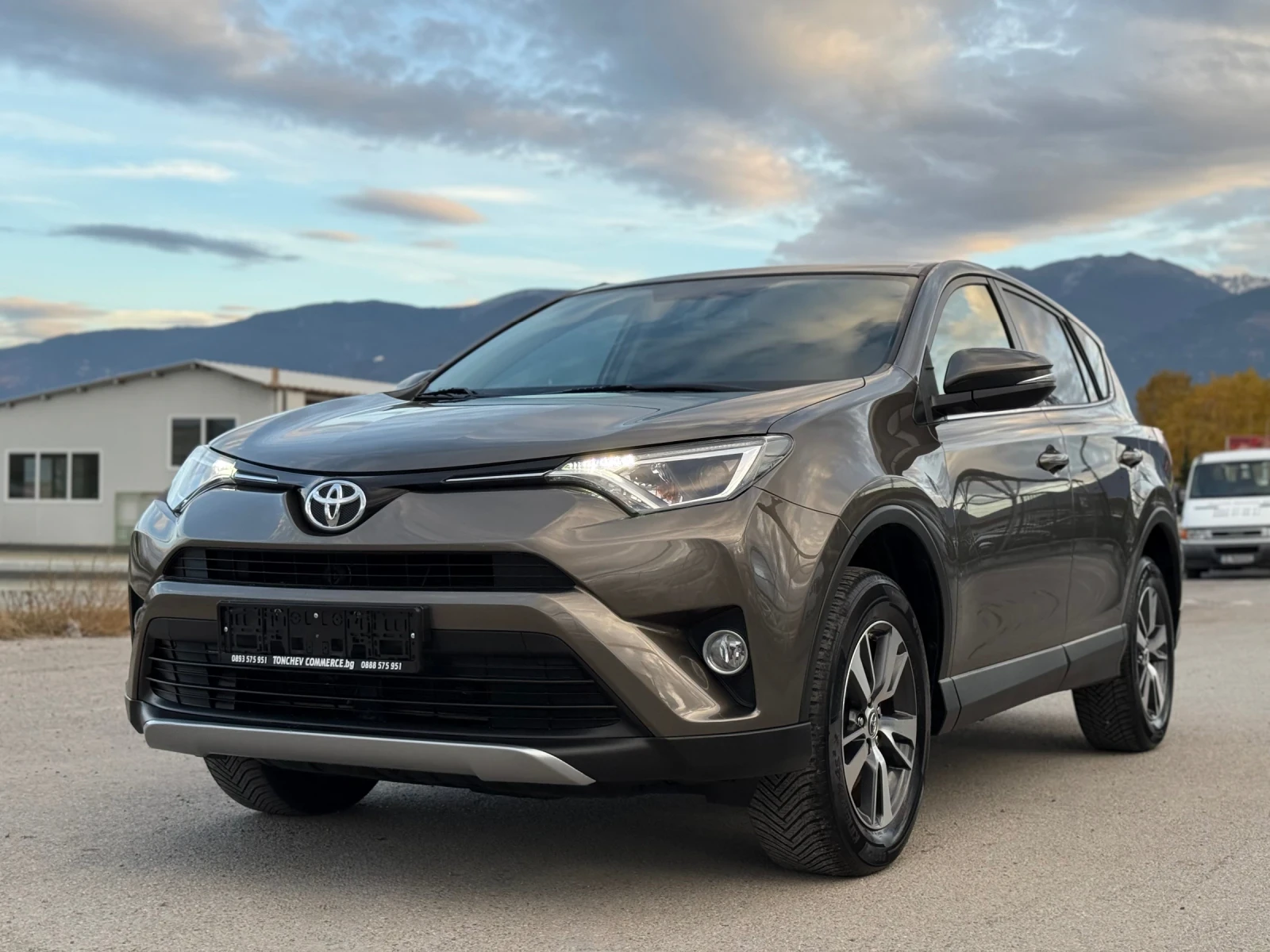 Toyota Rav4 2.0-d4d-155.000km-ORIGINAL-NEW-FULL-CAR PLAY-NAVI | Mobile.bg   3