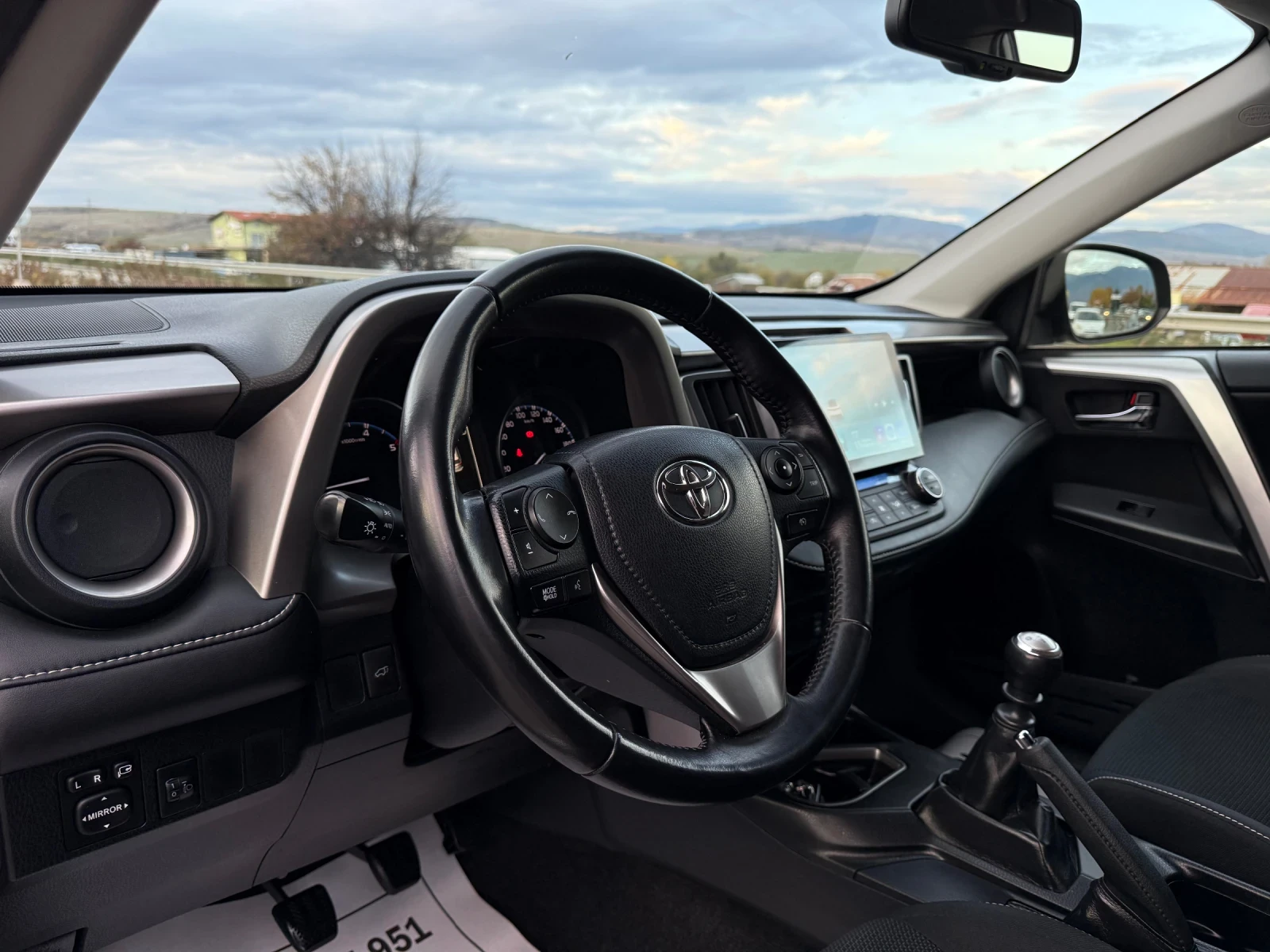 Toyota Rav4 2.0-d4d-155.000km-ORIGINAL-NEW-FULL-CAR PLAY-NAVI | Mobile.bg   7