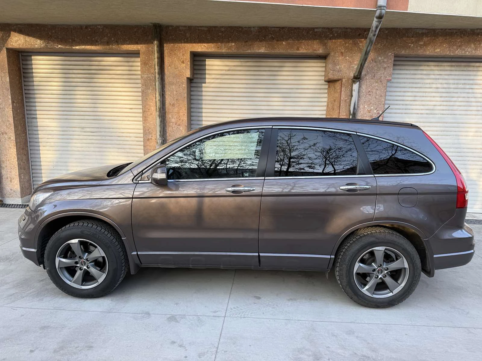 Honda Cr-v, снимка 2 - Автомобили и джипове - 53715418