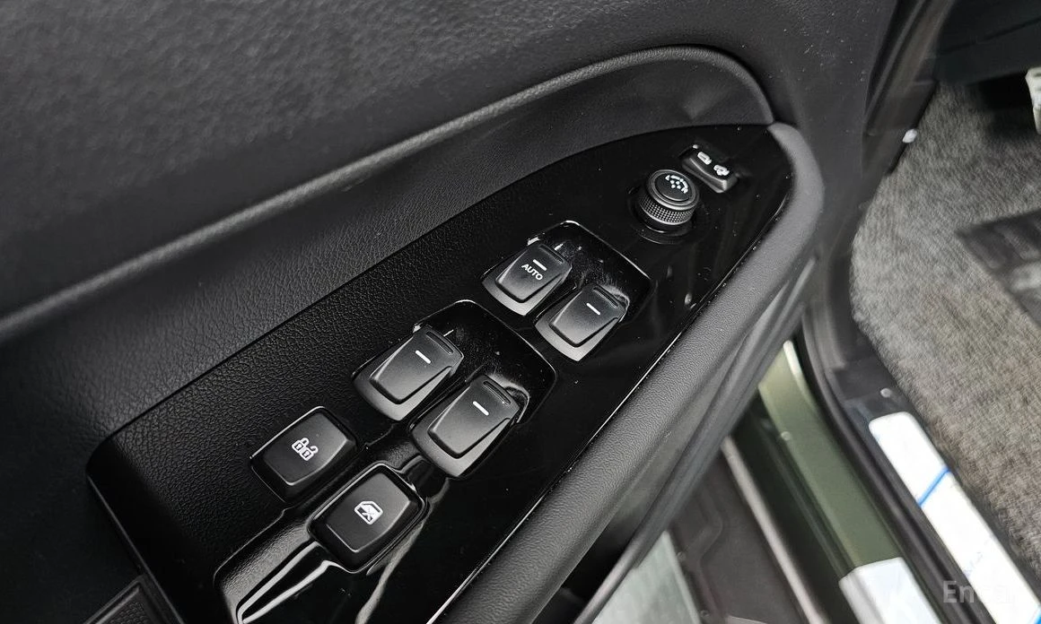 SsangYong Musso, снимка 13 - Автомобили и джипове - 53767328