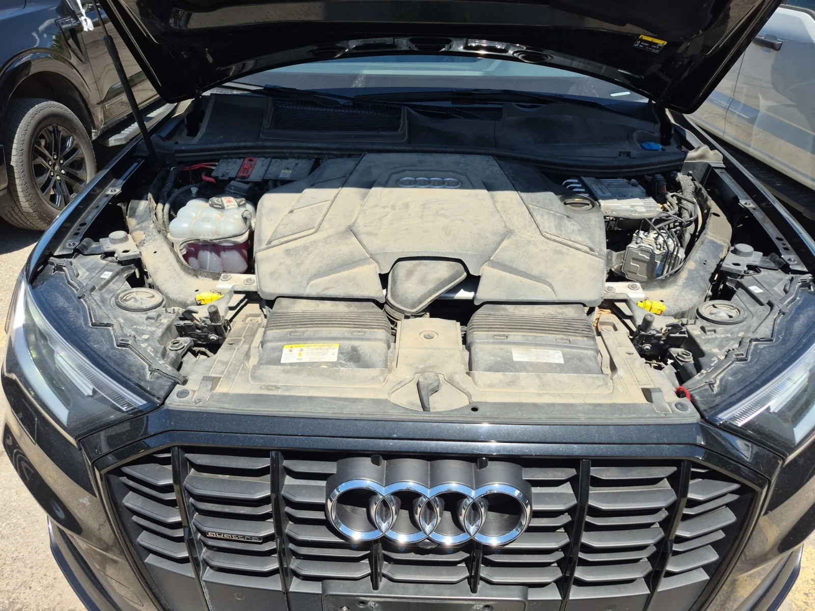 Audi Q7 PROGRESSIV, снимка 7 - Автомобили и джипове - 54765810