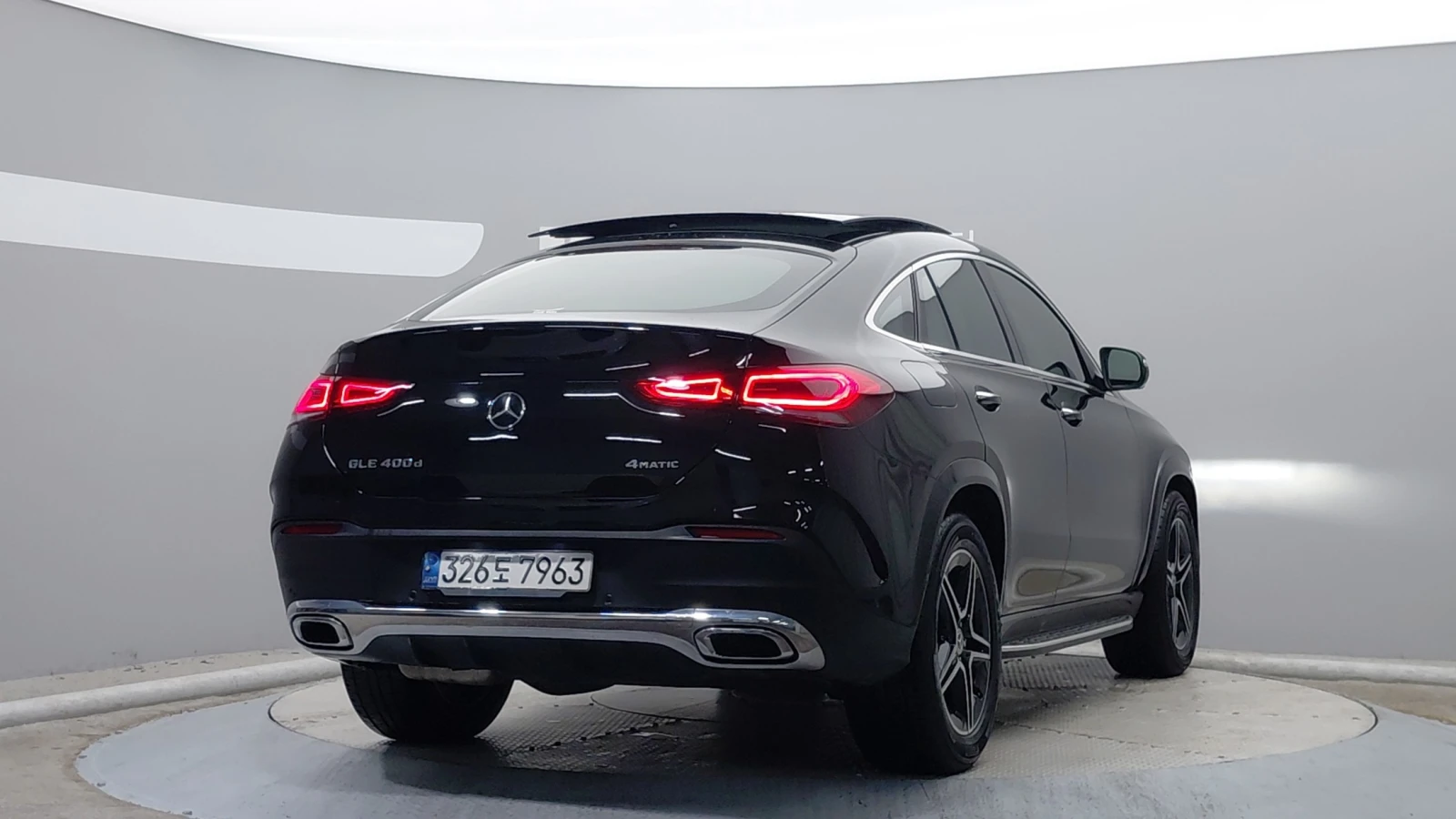 Mercedes-Benz GLE 400 AMG PANAMERICANA* ОБДУХ* DIS* 360* КРАЙНА ЦЕНА* CL, снимка 3 - Автомобили и джипове - 55126919