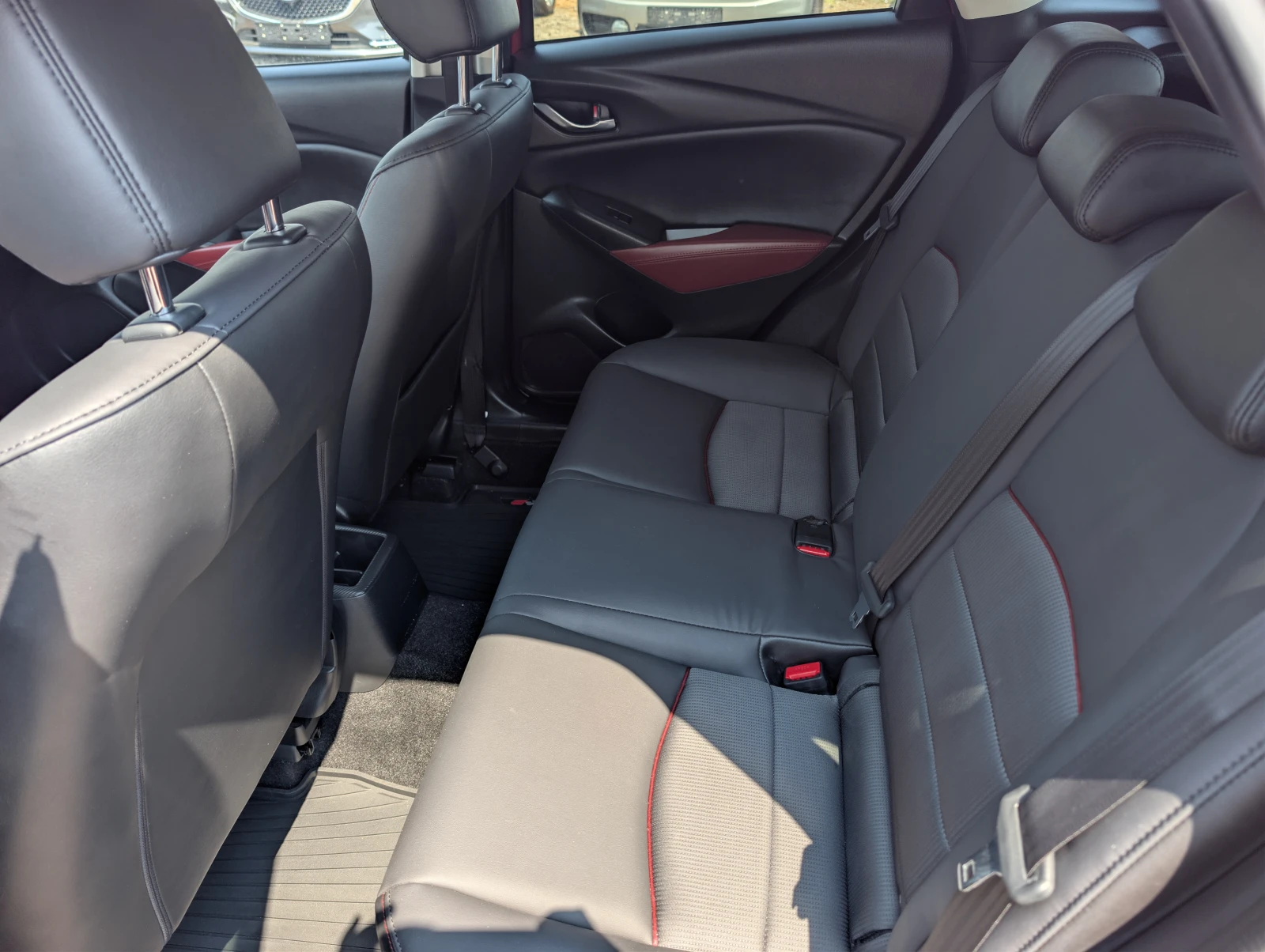 Mazda CX-3 2.0i Skyactive/Lane Assist/Head-Up, снимка 15 - Автомобили и джипове - 55130146