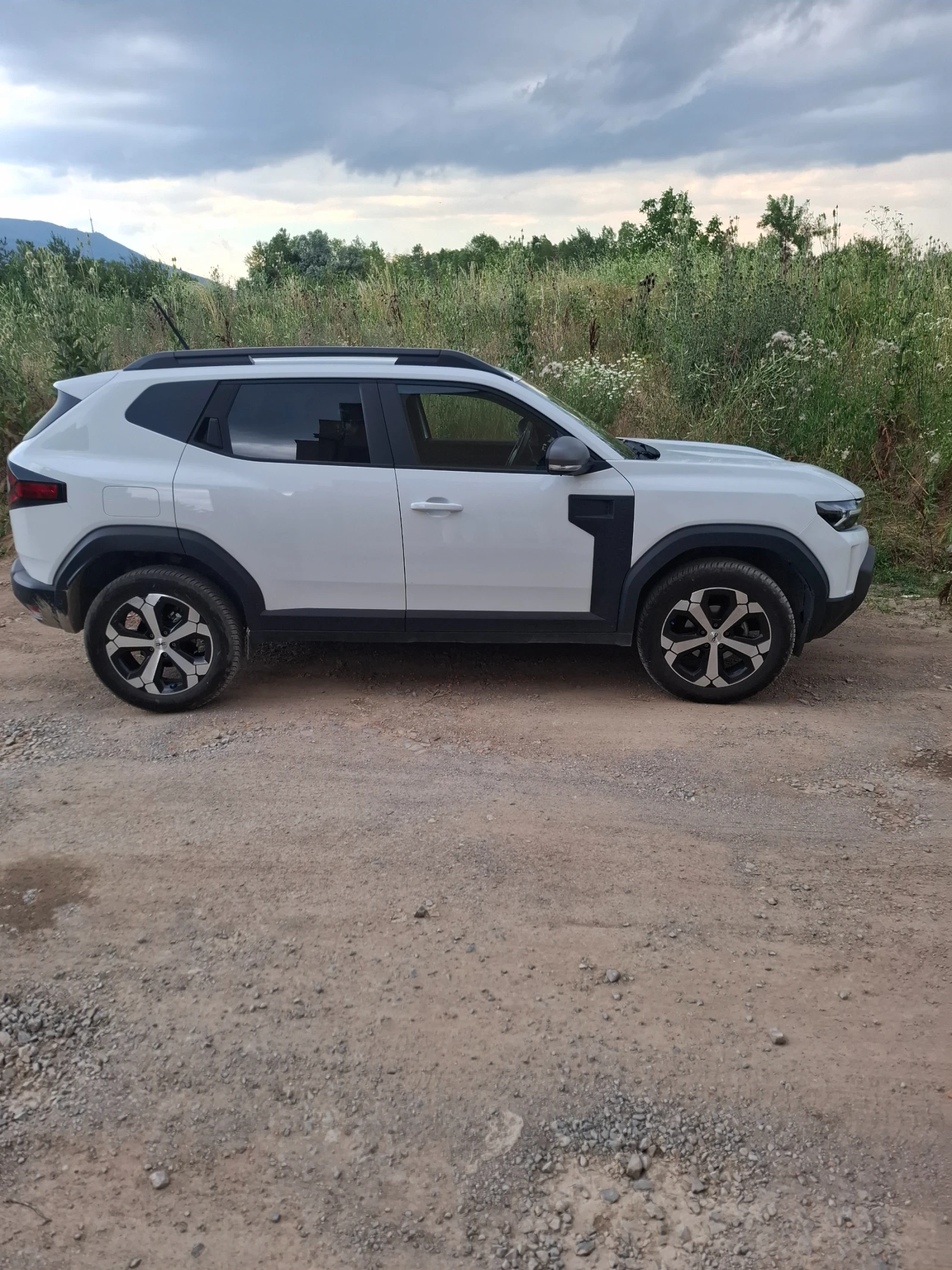 Dacia Duster 4?4, снимка 2 - Автомобили и джипове - 55330905