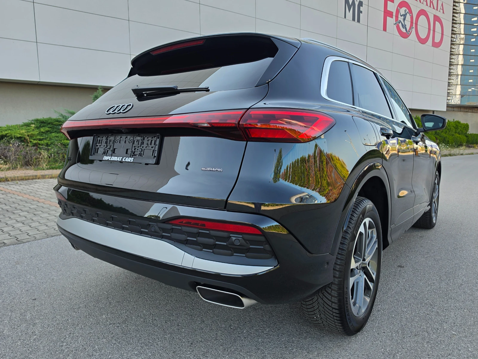 Audi Q5 2.0 TFSI /MATRIX/B&O/HEAD UP/360/PANORAMA, снимка 4 - Автомобили и джипове - 55496265