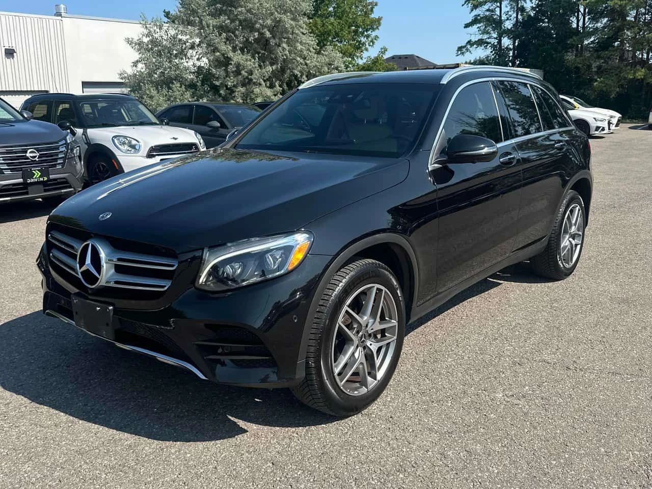 Mercedes-Benz GLC 300 * CARFAX * ОПЦИЯ ЗА ФИНАНСИРАНЕ * 