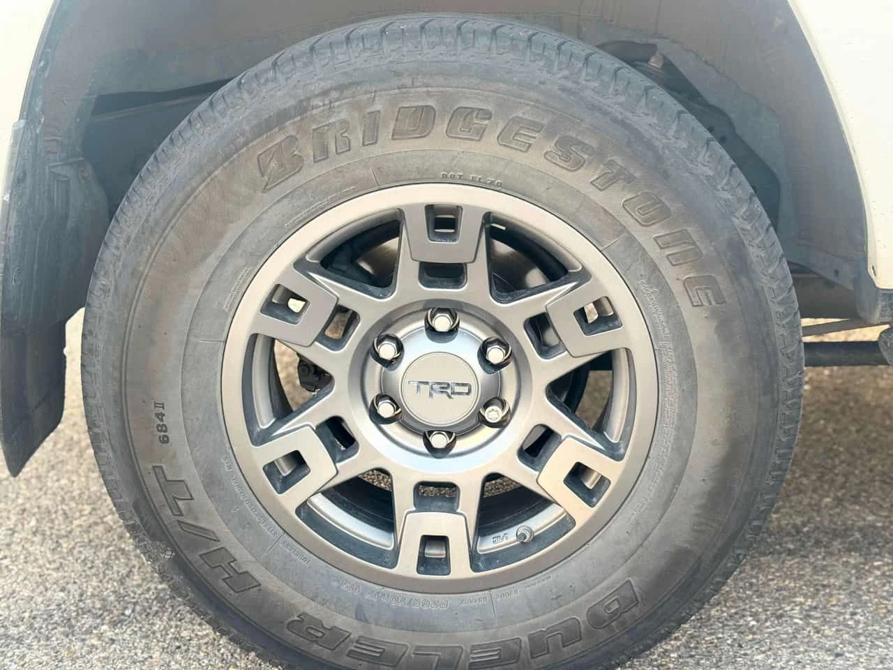 Toyota 4runner * 4WD * CARFAX * БЕЗ ПЪРВОНАЧАЛНА ВНОСКА, снимка 7 - Автомобили и джипове - 55598400