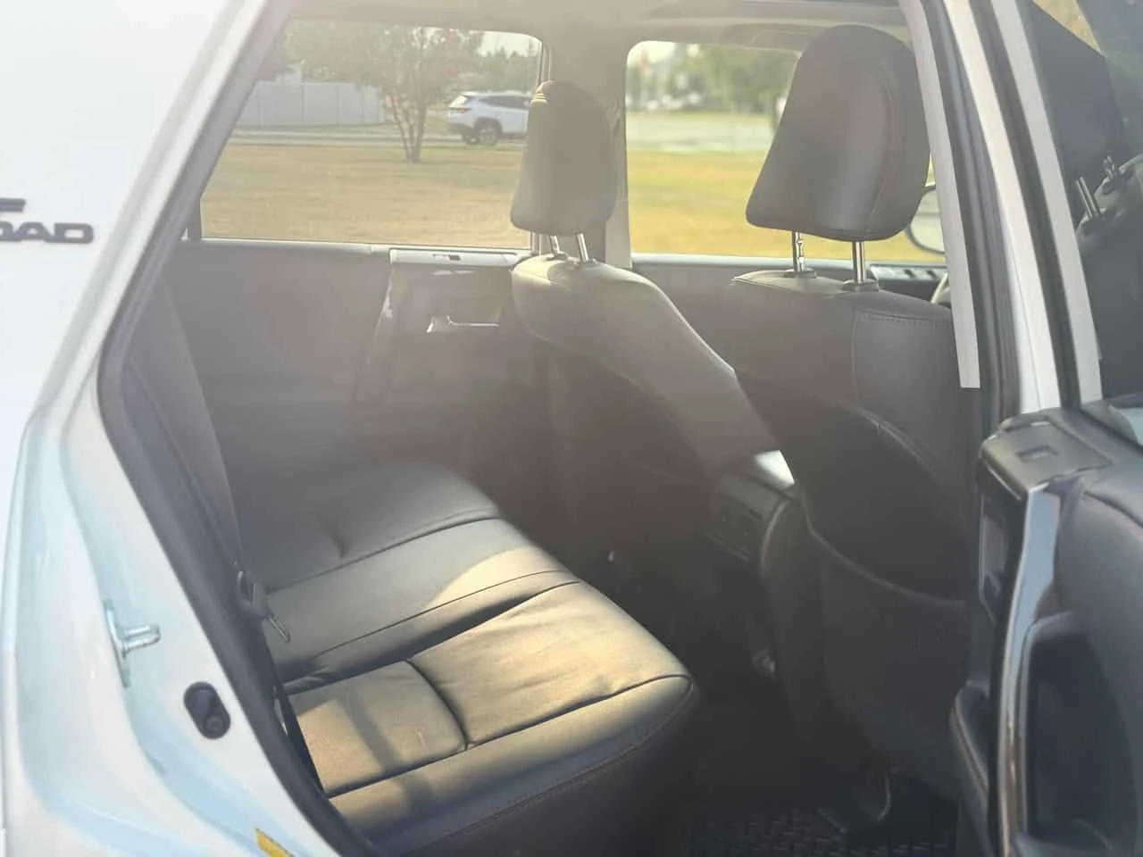 Toyota 4runner * 4WD * CARFAX * БЕЗ ПЪРВОНАЧАЛНА ВНОСКА, снимка 14 - Автомобили и джипове - 55598400