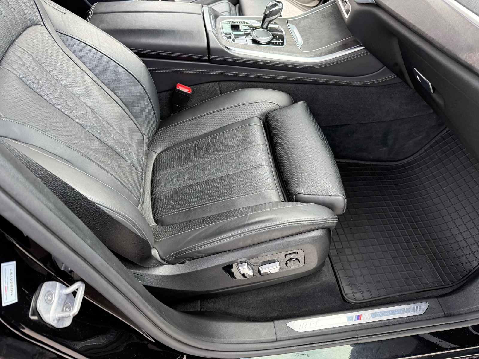 BMW X5 40i xDrive, снимка 13 - Автомобили и джипове - 55997300