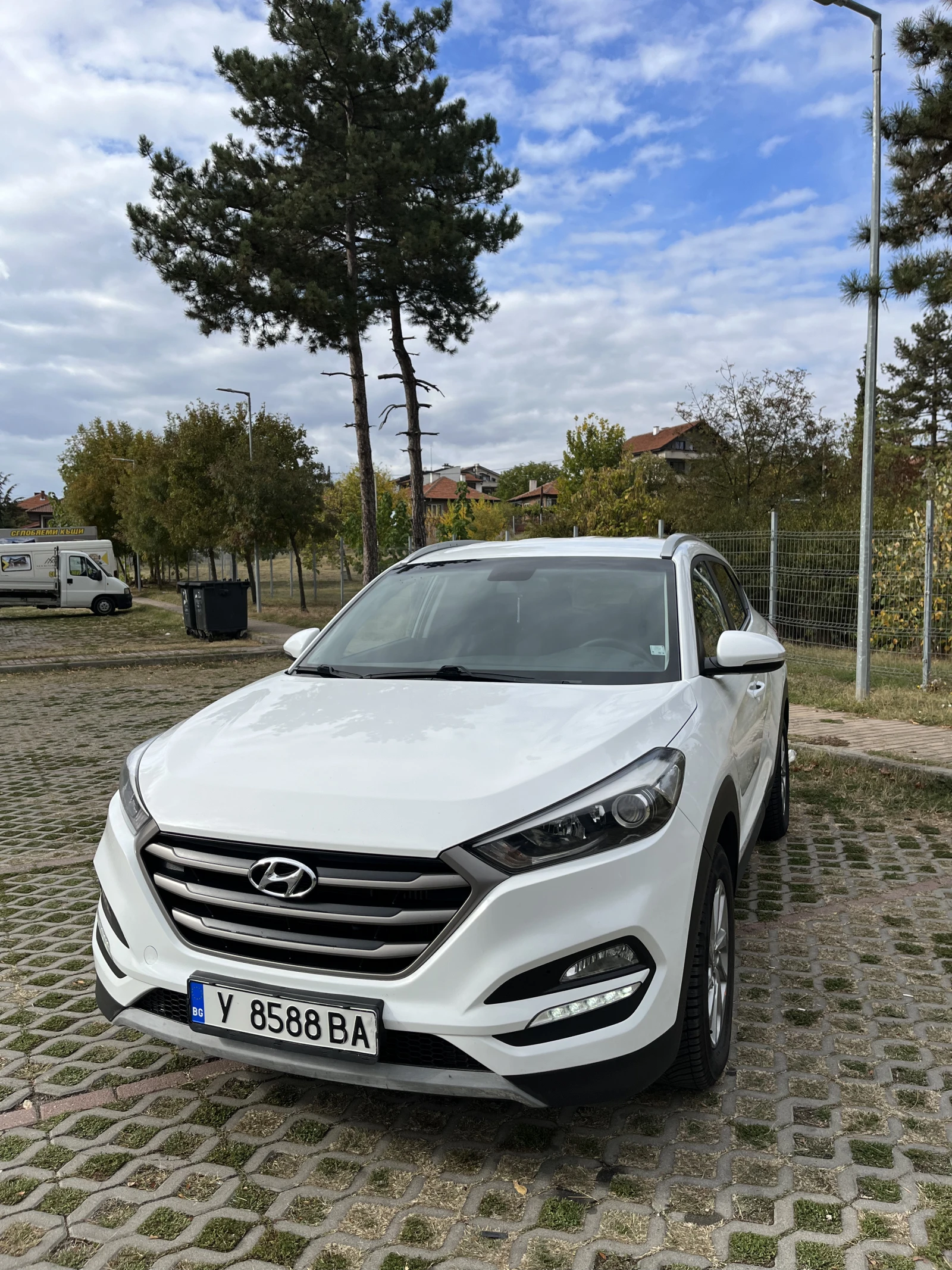 Hyundai Tucson, снимка 4 - Автомобили и джипове - 56587367